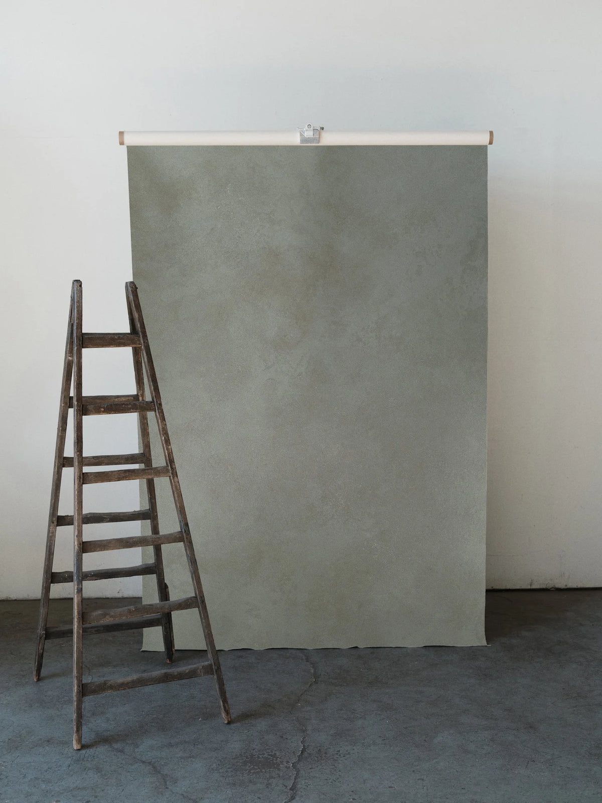 OLIVINE | Hand Painted Photography Backdrop