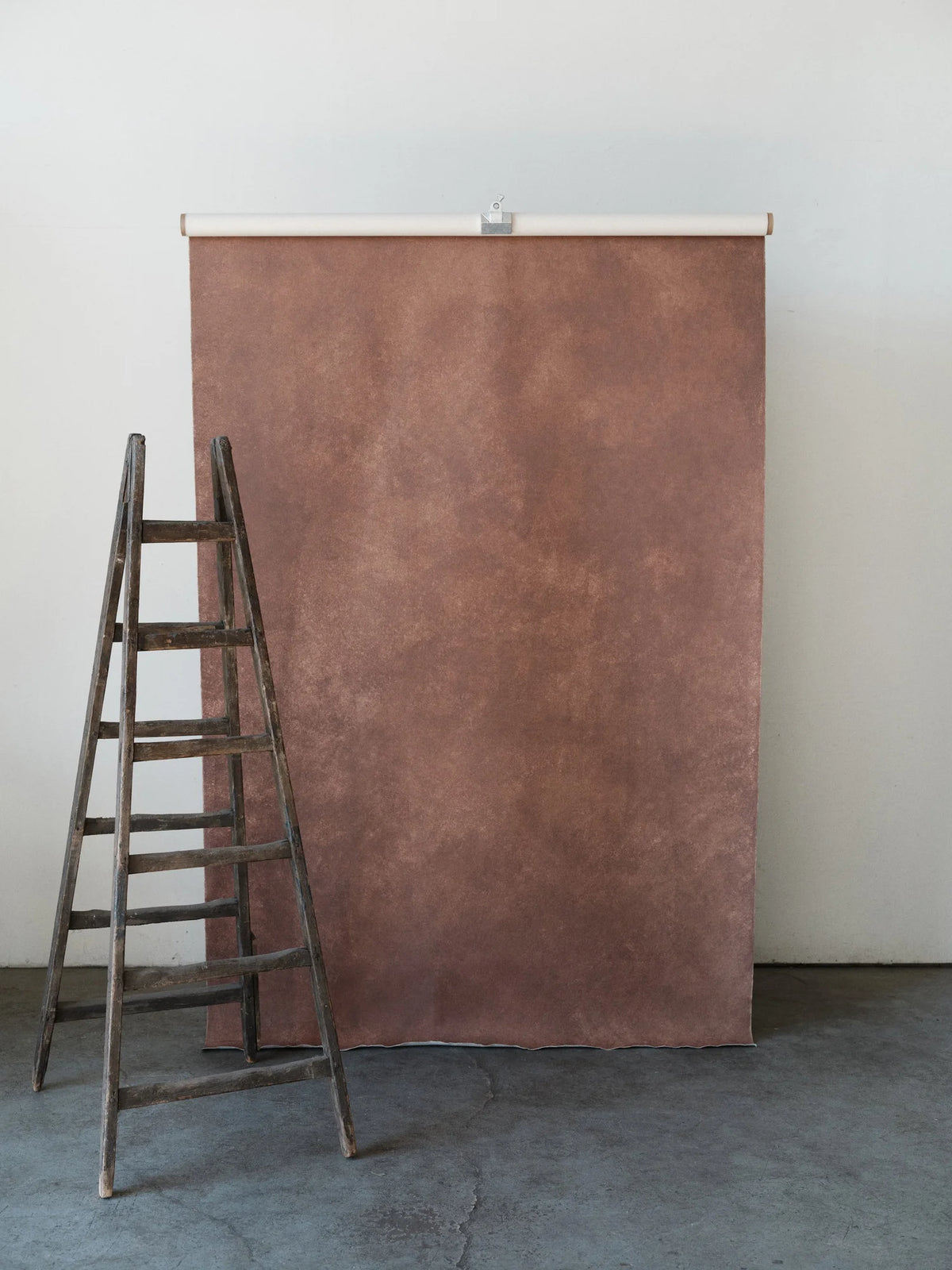 UMBER | Hand Painted Photography Backdrop